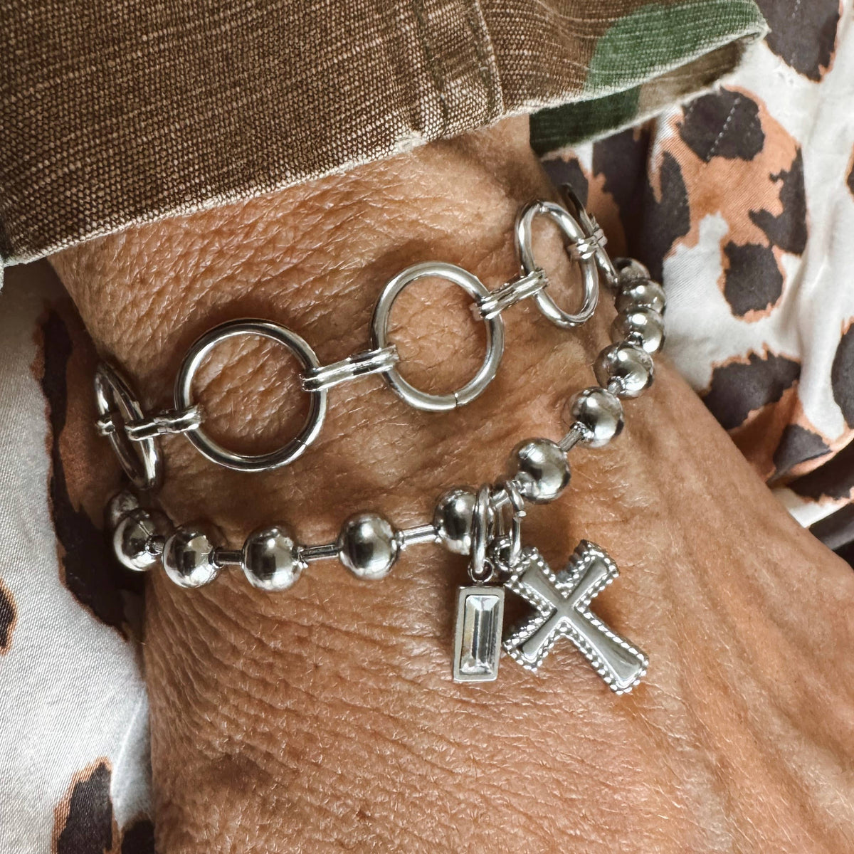 Circle Link Bracelet