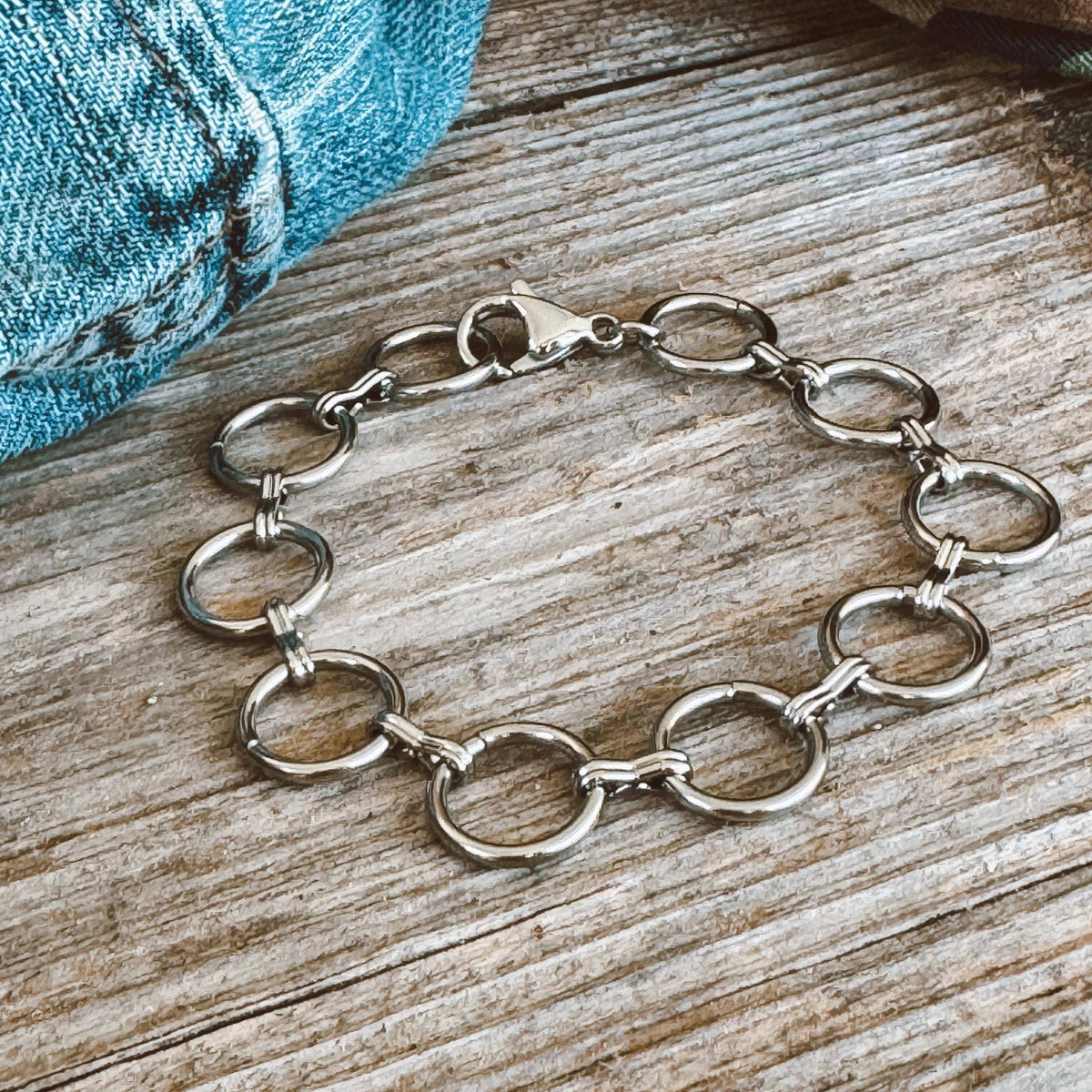 Circle Link Bracelet