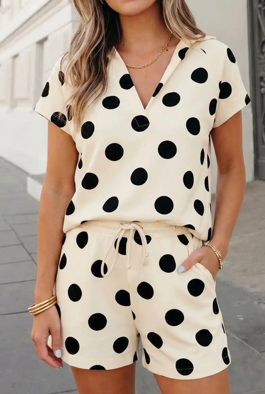Black & Off White Polka Dot V-Neck 2-Piece Short Set