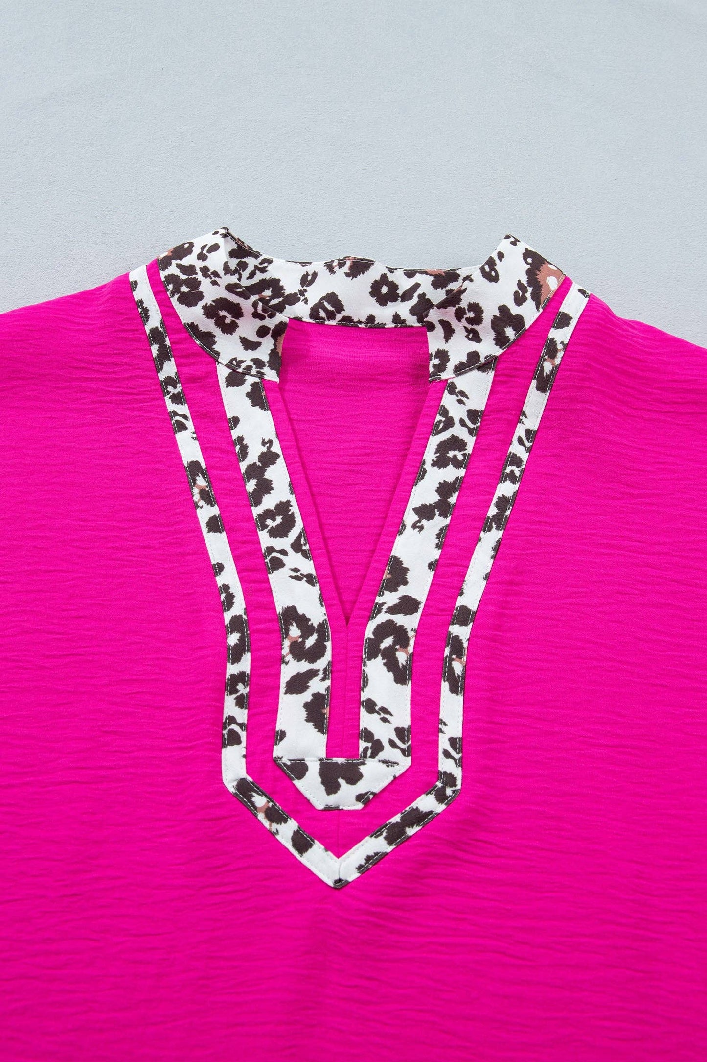 LALA LOO Plus Size Leopard Patchwork V-Neck Short Sleeve Top
